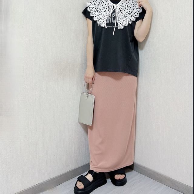 しまむらのカラースカート1