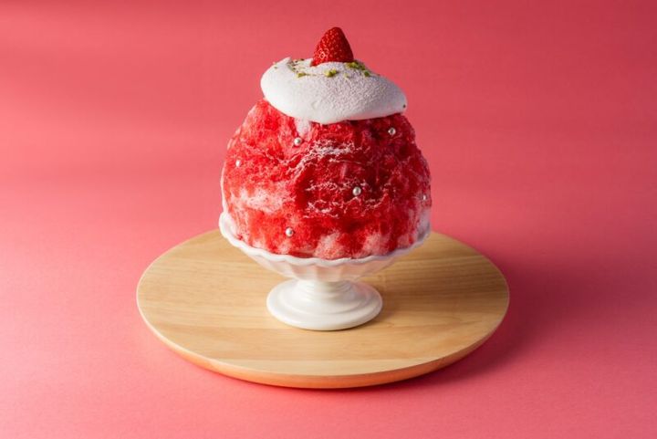 苺と杏仁のかき氷 1,580円