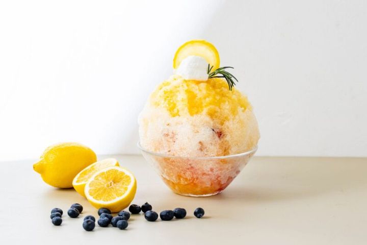 伊豆レモンと信州産ブルーベリー 1,500円 ※6/26～8月中旬までの期間限定。