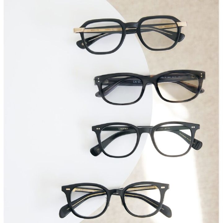 セミマットなヨロイとセルのコンビネーションがヴィンテージライク。5万2800円（アイヴァン／アイヴァン 東京ギャラリー）