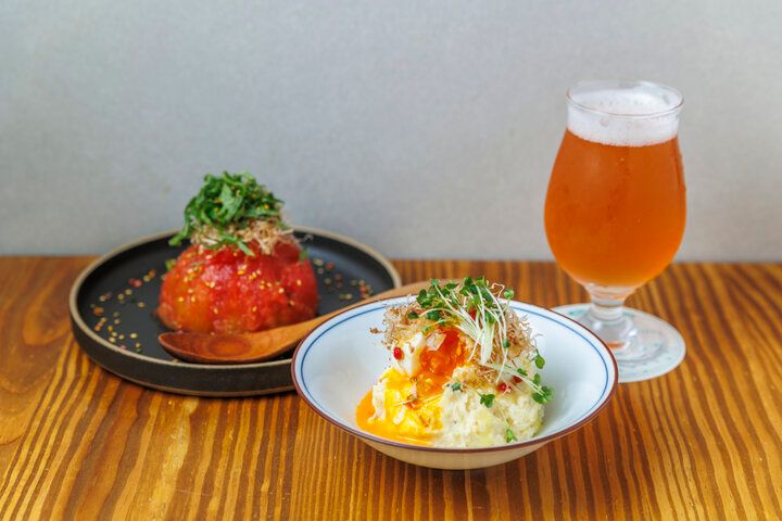 京都駅近くの「京のSAKESORA」で、彩り豊かなおばんざいとクラフトビールを♪