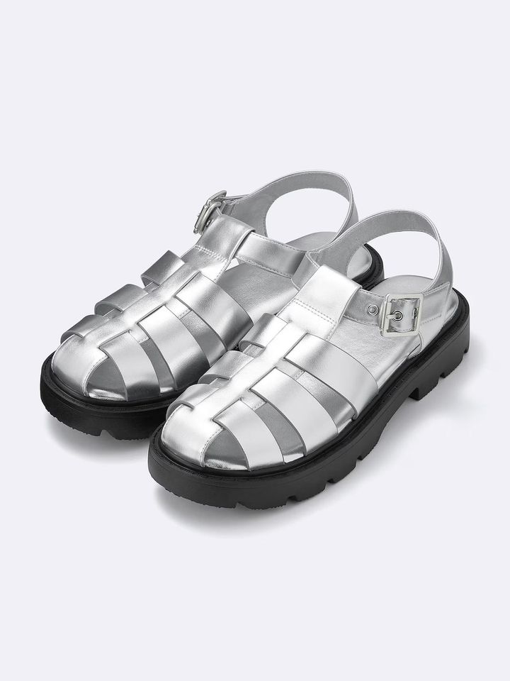 画像1: 出典：GU