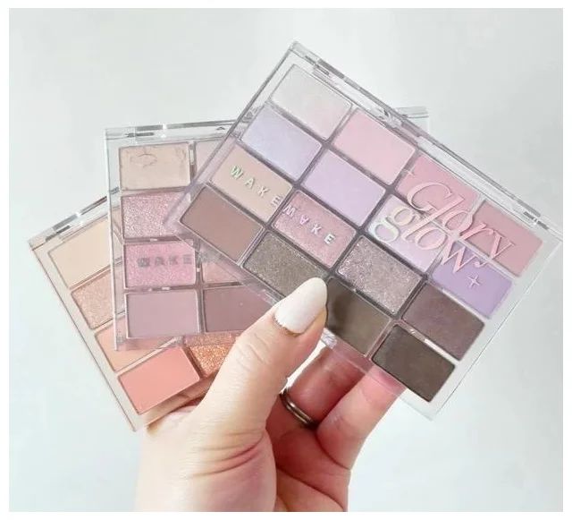  WAKEMAKE（ウェイクメイク）ソフトブラーリングアイパレットとは