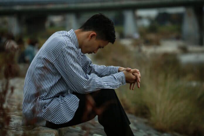 付き合っても続かない…恋愛下手な人に共通する特徴5つ