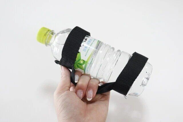 ダイソー ペットボトルバンド（ブラック）