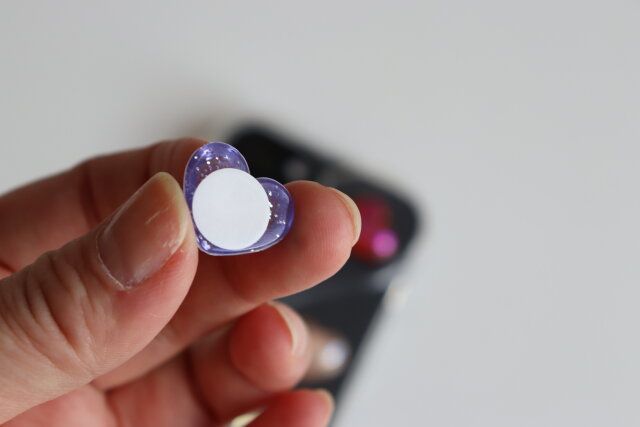 ダイソー スマホ貼り付けパーツ（キラキラ、5P） シール