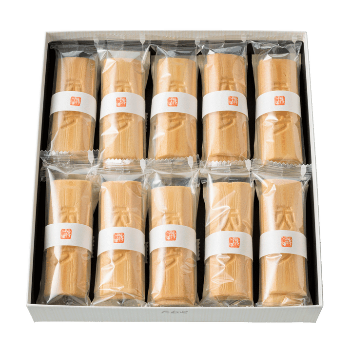 〈たねや〉の「ふくみ天平」