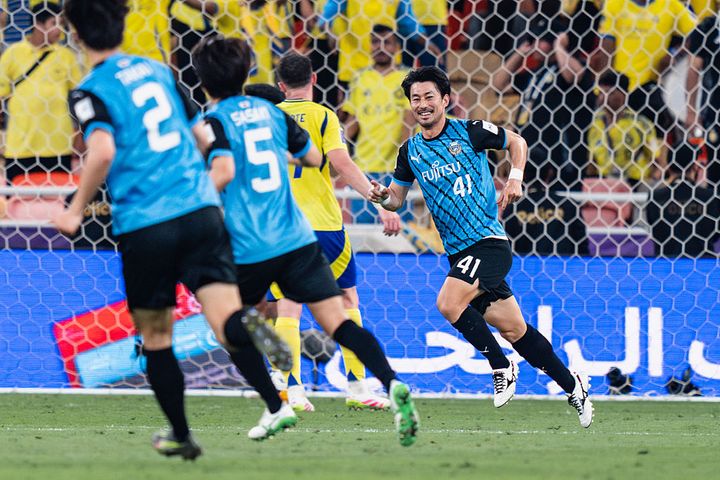 川崎フロンターレは「ACLEの賞金約10億円」で、GKに誰を補強するのか。