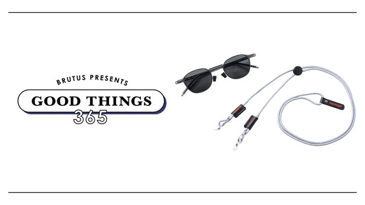 〈エー ソサエティー〉 × 〈トポロジー〉のミラーサングラスとネックストラップ