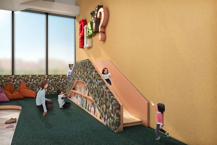 キッズスペースの滑り台