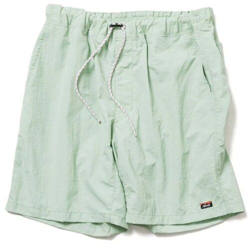 「夏の暑さに打ち勝てる服」高機能Tシャツ、⽔陸両⽤ショーツ…ナンガの機能服が頼れる理由