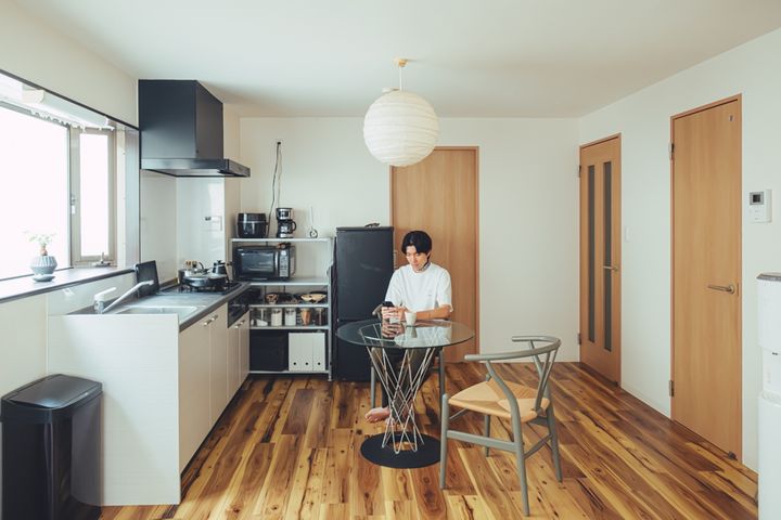 小さな部屋を広く見せる。”余白”を生かしたインテリア3選