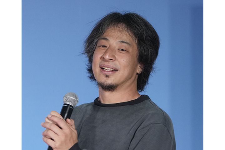 ニコニコ超会議2024を訪れたひろゆきさん（撮影＝2024年04月28日、時事通信フォト）