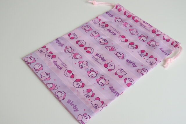 ダイソーの可愛い41339 星のカービィ 巾着 ボーダー