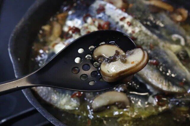 ダイソーのPPS樹脂製穴あきレンゲ（16.5cm）2