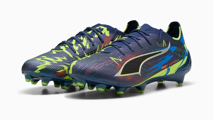 日本の10番”らが着用、PUMAのサッカースパイクが『ウルトラ6』に