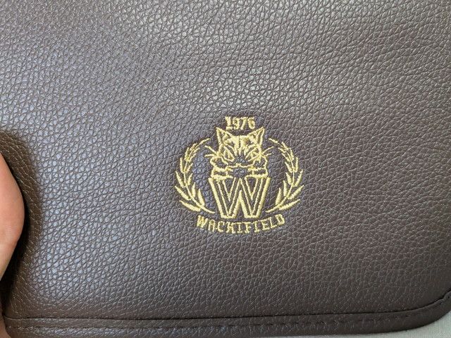 猫のダヤンお薬手帳ケースロゴマーク