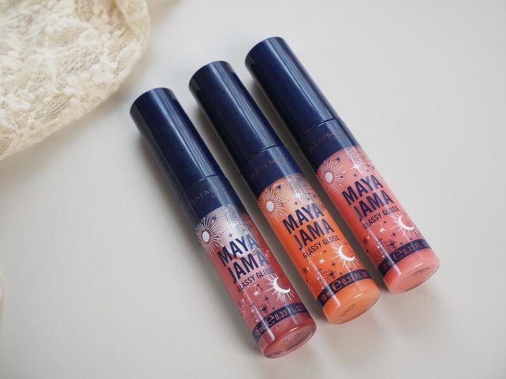 画像: 「MAYA JAMA グラッシー リップグロス」全3色（左から）100 ウォーター、250 エアー、500 アース 10ml ¥1,540（税込）