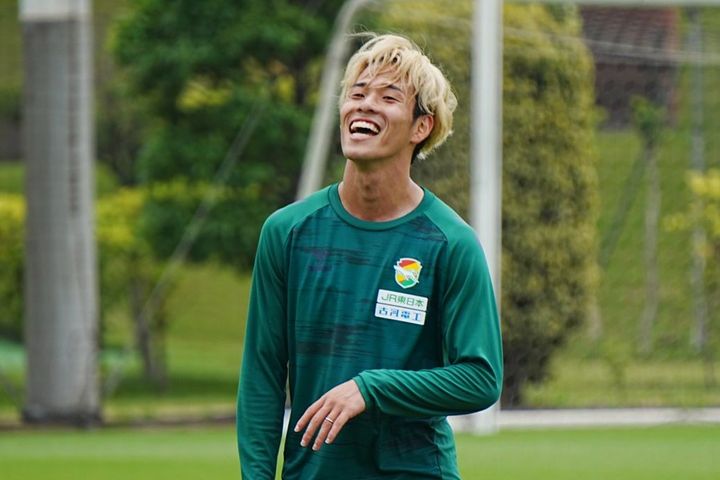 【インタビュー】MF椿直起がJ2ジェフユナイテッド千葉で過ごす覚悟のシーズン「代表とか海外のレベルじゃない」ともがき続けたプロ生活の出口へ