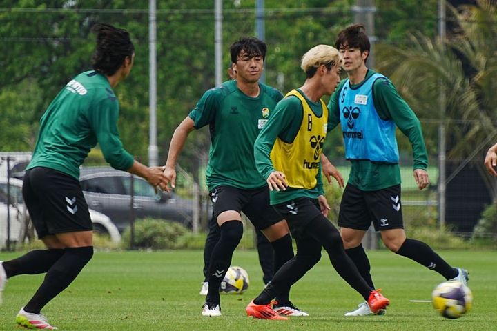 【インタビュー】MF椿直起がJ2ジェフユナイテッド千葉で過ごす覚悟のシーズン「代表とか海外のレベルじゃない」ともがき続けたプロ生活の出口へ