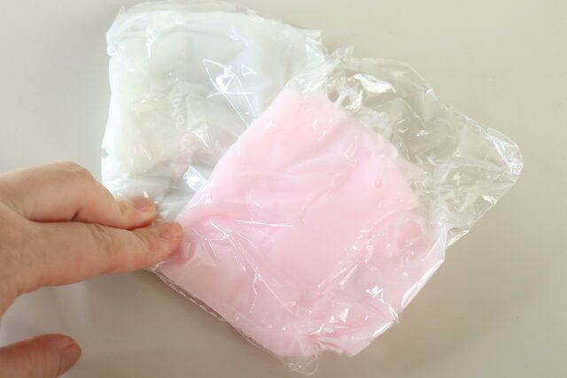 ダイソーのぐにゅぐにゅジェル（カカオフレンズ、牛乳パック）4