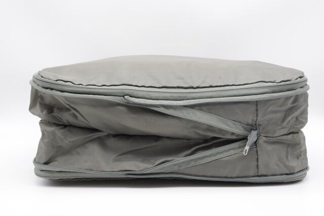 スタンダードプロダクツの圧縮バッグの圧縮前