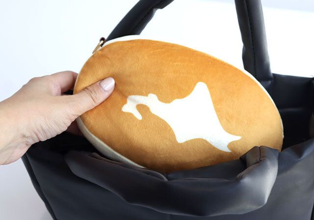 北海道チーズ蒸しケーキポーチふわふわ