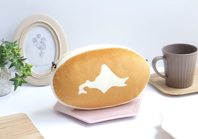 北海道チーズ蒸しケーキ ほんものみたいなふわふわポーチ