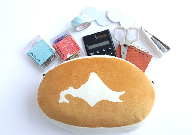 北海道チーズ蒸しケーキポーチ文房具入れ