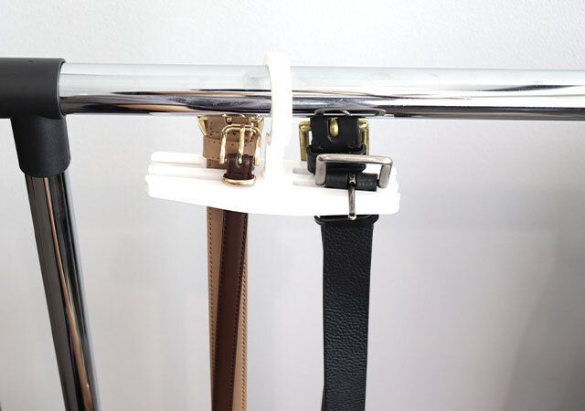 セリアのベルトハンガーを使って収納したベルト