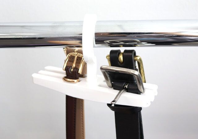 セリアのベルトハンガーは360°回転して取り出しやすい