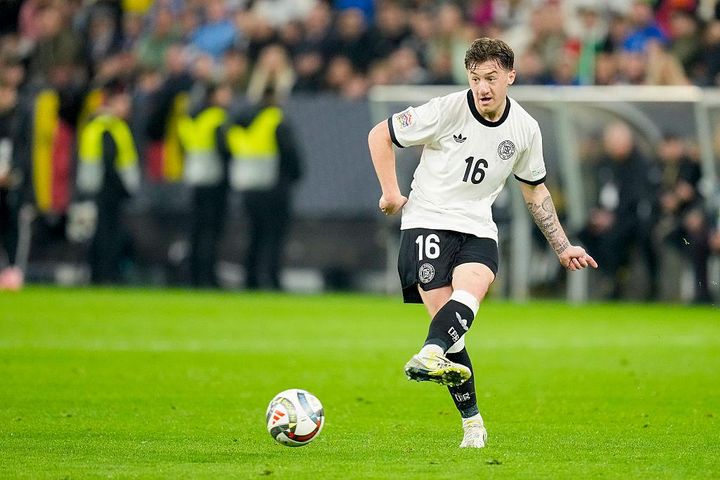 32歳日本代表キャプテンが所属する名門、なんと200億円で世界的スターを獲得！現地紙が気になる指摘