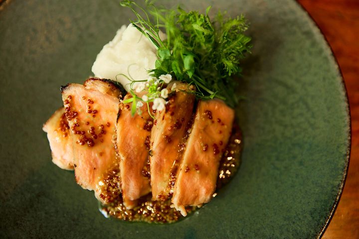 ローストポーク ハニーマスタードソース トリュフポテトピューレ添え