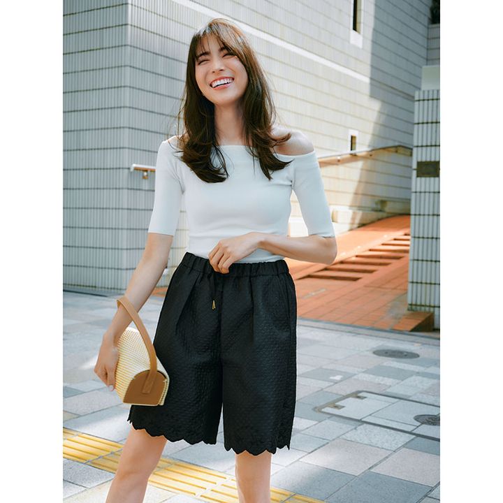 キレイめショートパンツコーデ