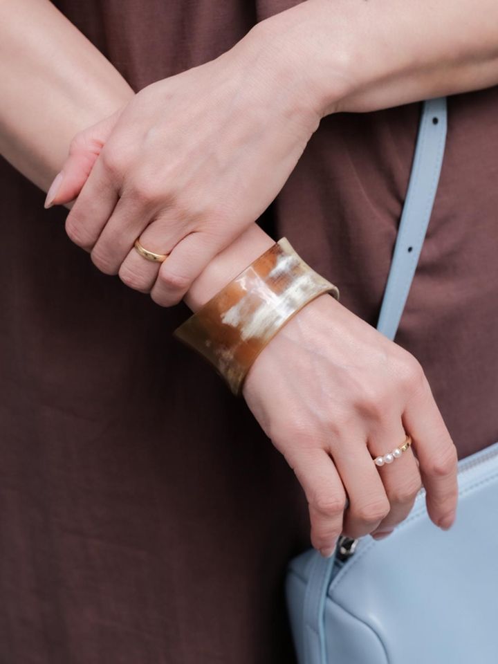 画像: 夏に活躍！ キッチュなバングル