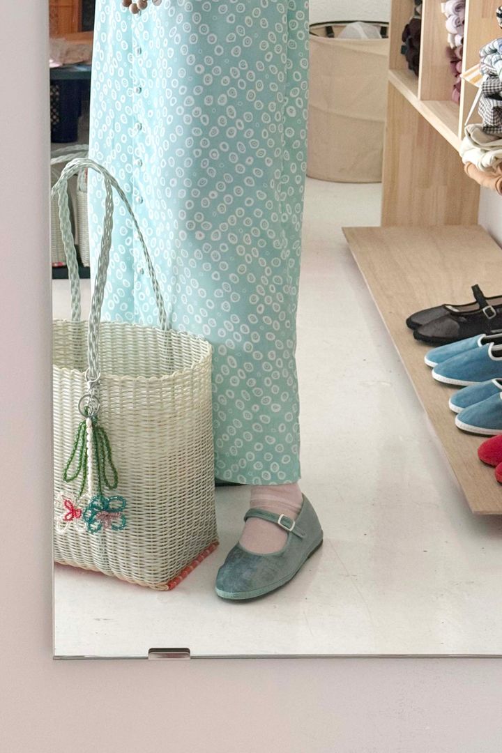 夏シューズ2025◎ 夏の靴は3足あれば最強、着回しの効くスタイリング実例集【ささやかですてきなもの 大谷有紀 vol.241】