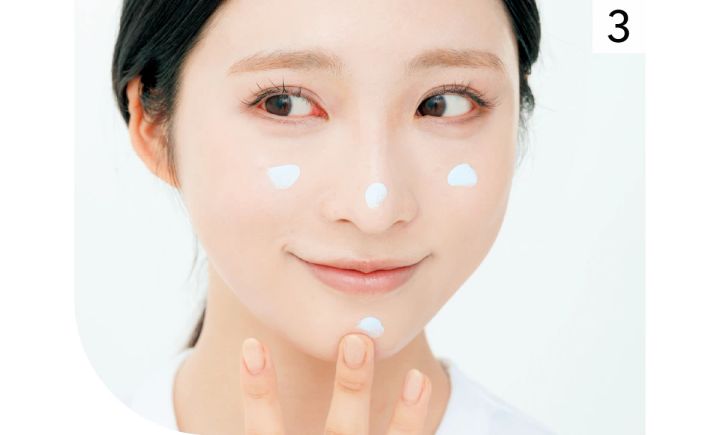 ブルーで透明感を