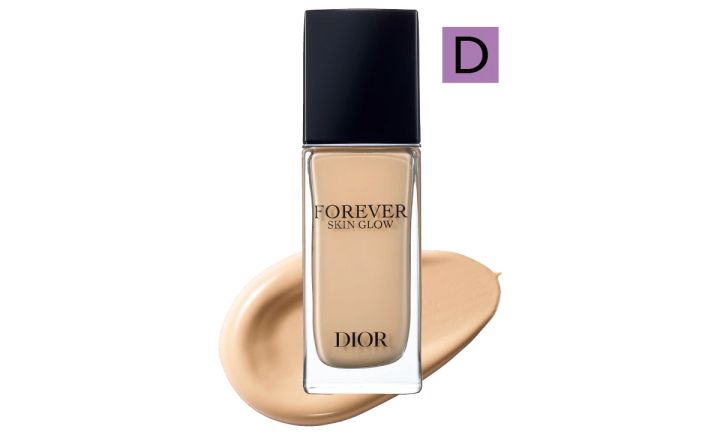 ディオールスキン フォーエヴァー フルイドグロウ 0CR SPF20・PA+++ 30ml ￥7700／パルファン・クリスチャン・ディオール