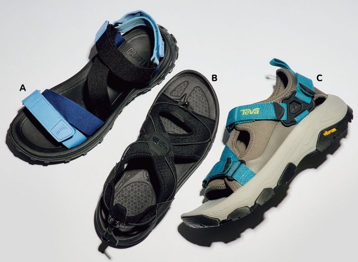 軽快な足元を求めるならば選びたい王道のストラップサンダル3選