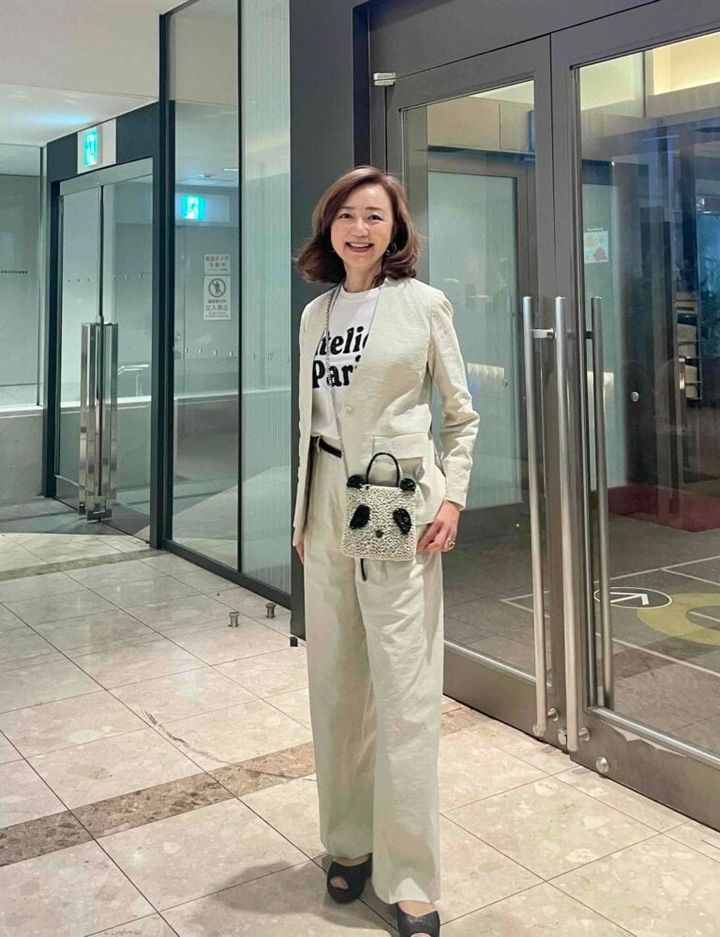 「ダーマ・コレクション」のスーツ