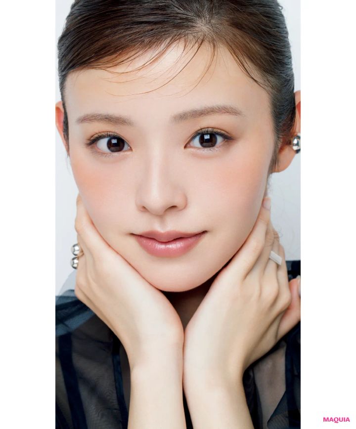 中野明海さん直伝・ハッピーオーラをまとうチーク術。親しみやすさも洒落感も思いのまま！_9