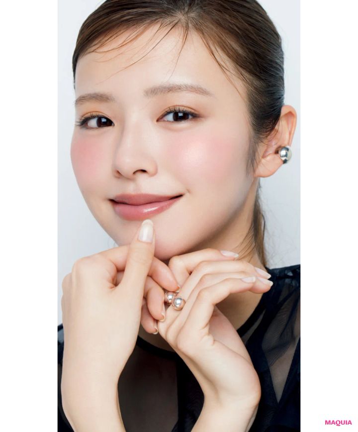 中野明海さん直伝・ハッピーオーラをまとうチーク術。親しみやすさも洒落感も思いのまま！_3