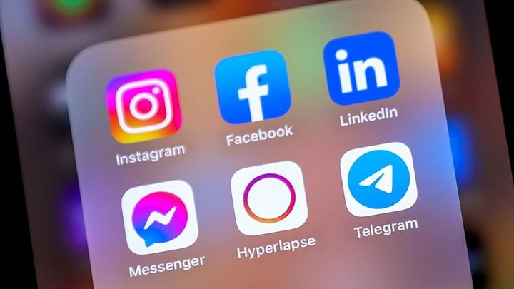 「お前、誰？みたいな…日本代表に行ってから来いよ」23歳人気モデル、J2選手にDMで口説かれると暴露