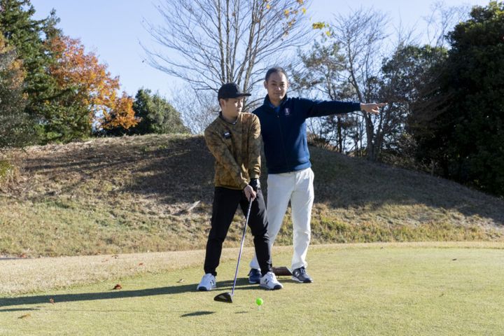 ダフらず飛距離を伸ばすコツは？フォローの風を利用する打ち方！