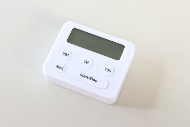 ダイソーの操作簡単キッチンタイマー2