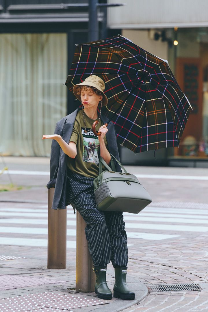 梅雨時期を少しでも楽しく！おしゃれなはっ水加工アイテムコーデ【本日のFUDGE GIRL-6月22日】