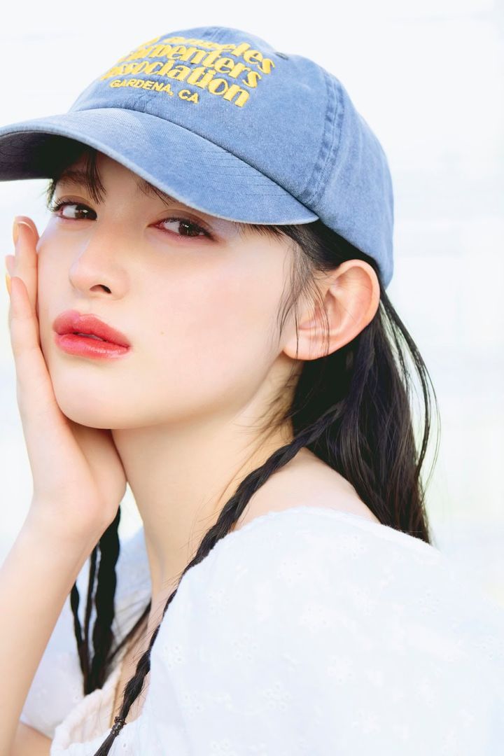 【超ときめき♡宣伝部・菅田愛貴】スニーカーstyleにマッチ！ 春のトレンドLip③【ちょい大人な★ 深みベリー】