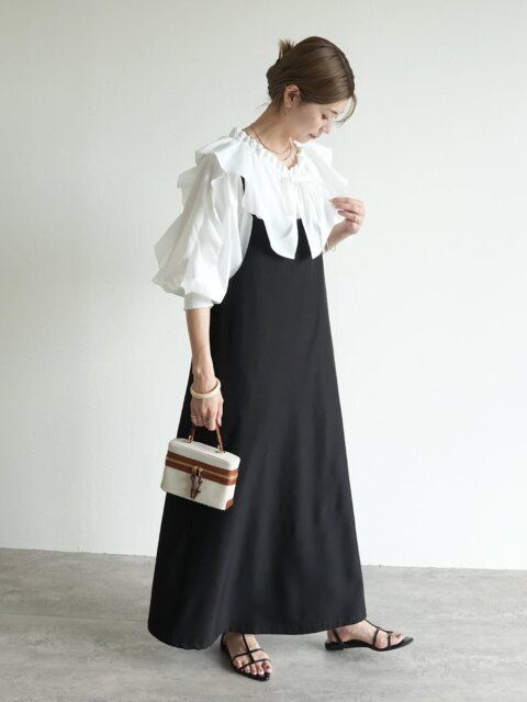 黒キャミワンピースコーデ3