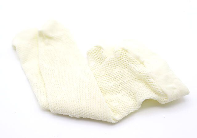 ダイソーのサンダルソックス（ラッセル、ピンドット）2