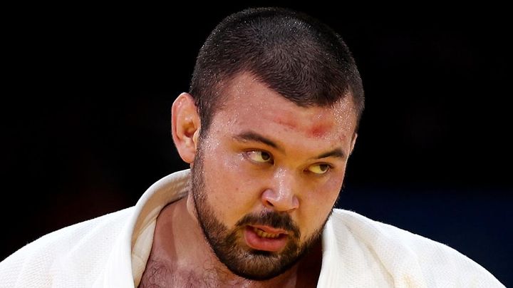 「首を絞めたければ、柔道をやればいい」首絞めで一発退場になったJリーガー、柔道五輪金メダリストが喝